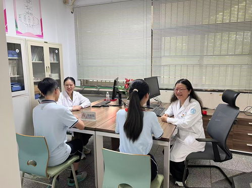 新學期杭州多校迎來“健康副校長”，創新校園健康服務新舉措